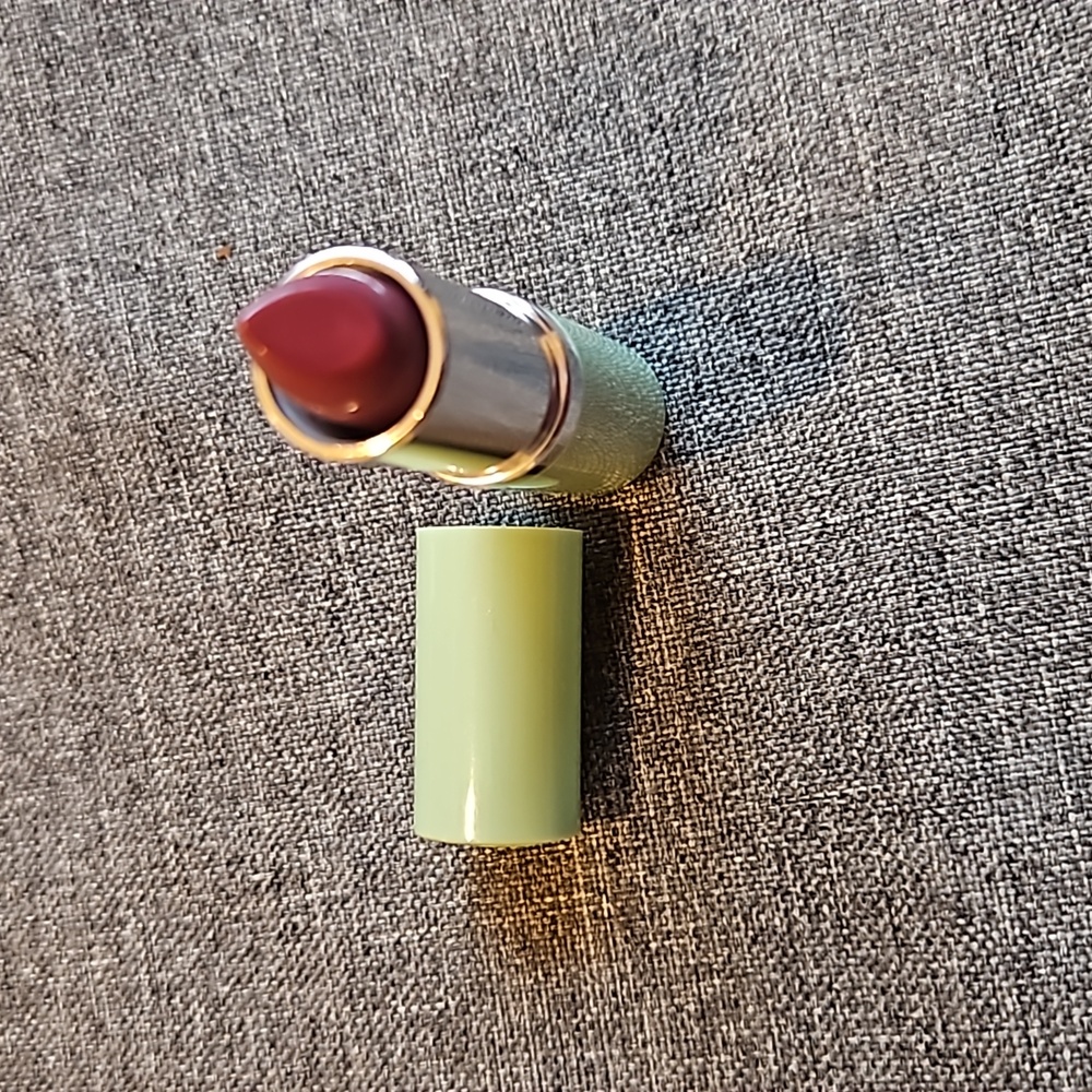 Clinique Lipstick in Shade Shy